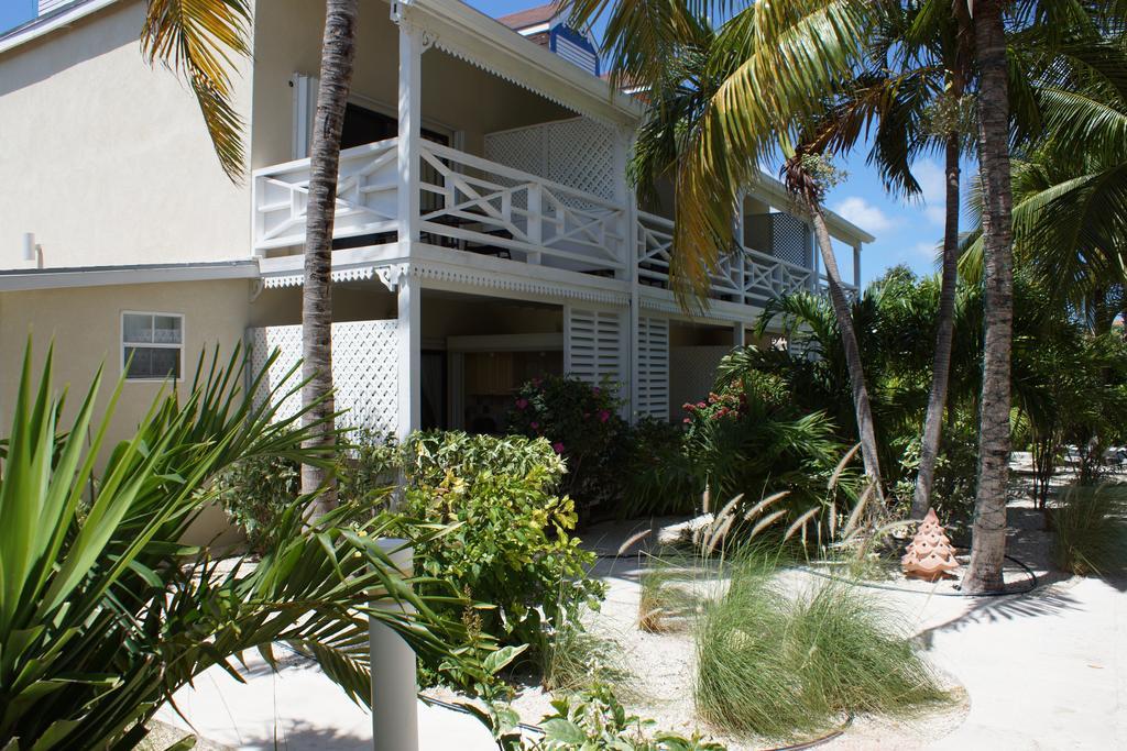 Caribbean Paradise Inn Grace Bay Exteriér fotografie