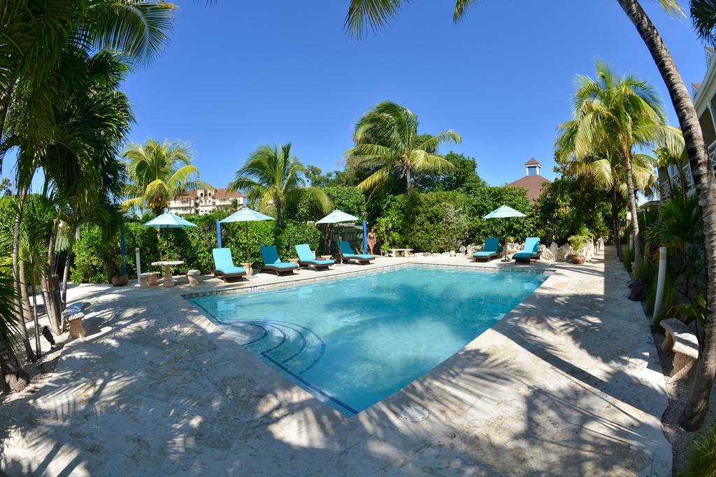 Caribbean Paradise Inn Grace Bay Exteriér fotografie