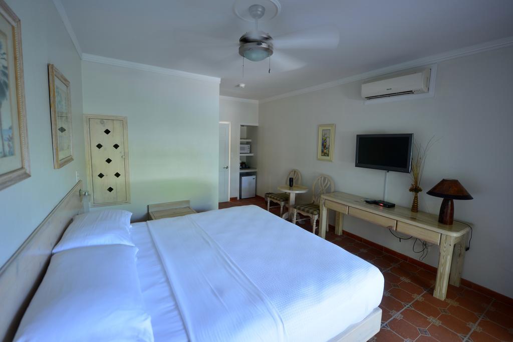 Caribbean Paradise Inn Grace Bay Exteriér fotografie